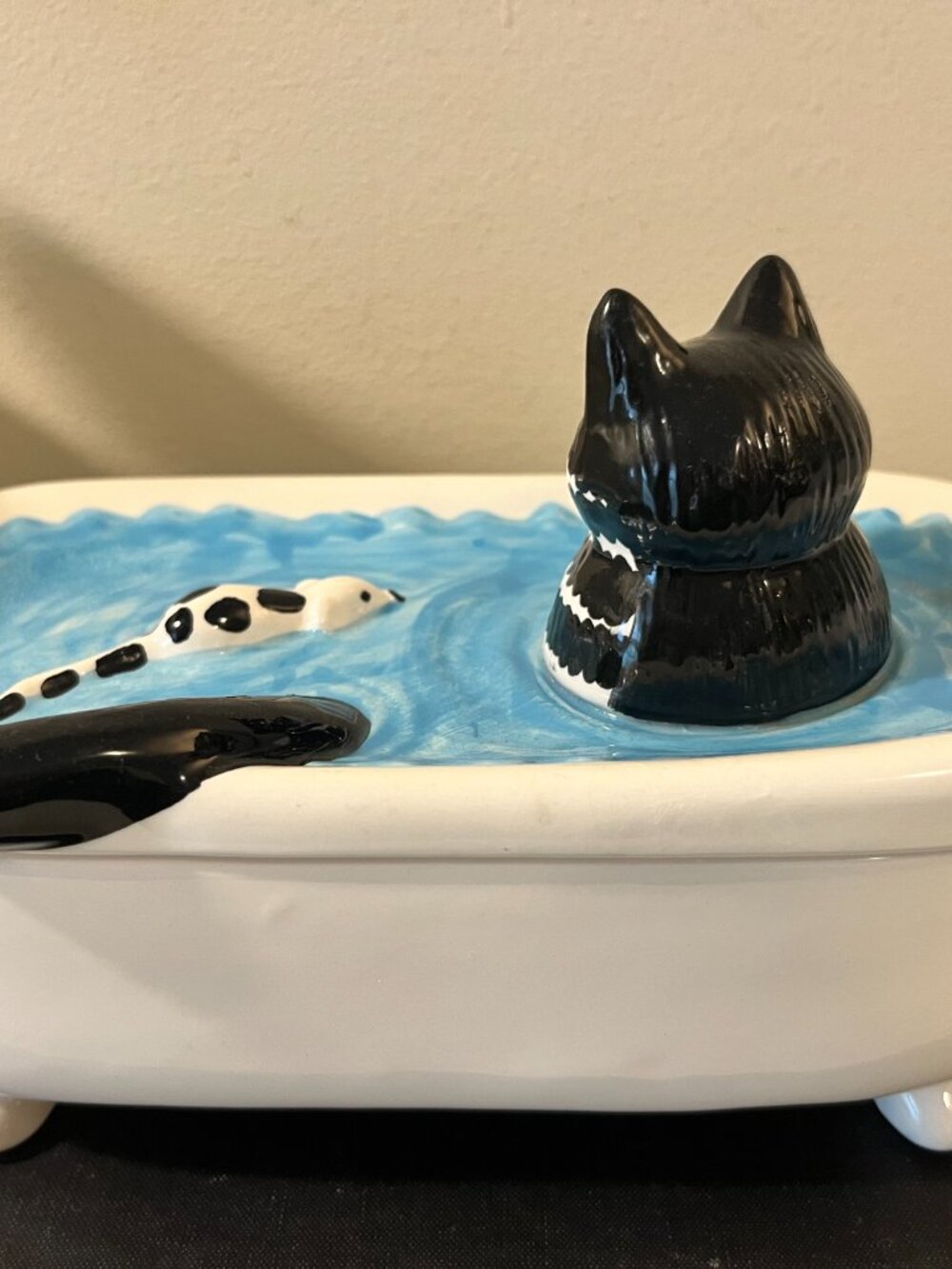 Vintage B.Kilban Cat in Bathtub Trinket Box - Ceramic Tabby Cat and Mouse - Picture 3 of 7